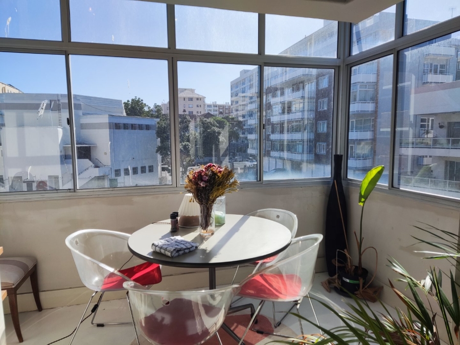 To Let 2 Bedroom Property for Rent in Sea Point Western Cape